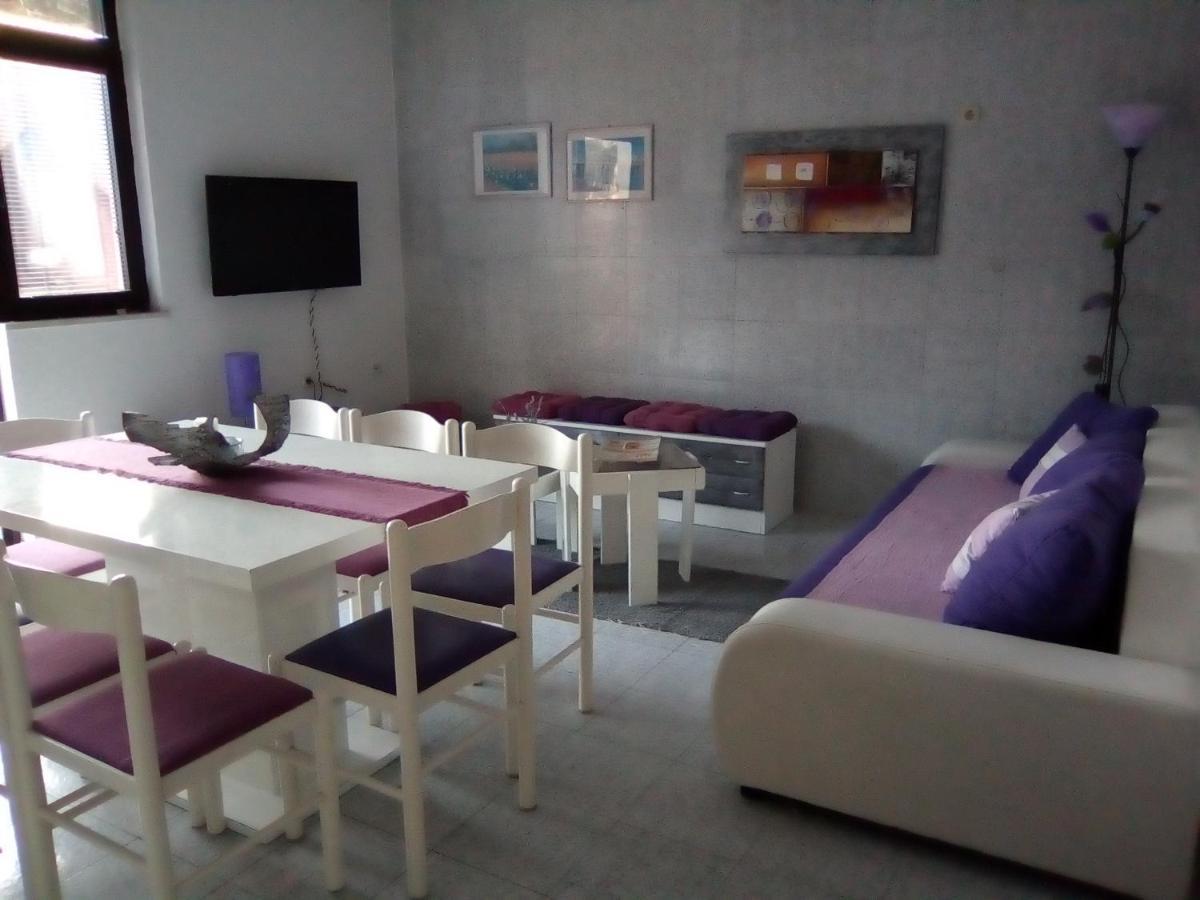 Apartments Villa Ivanka Подстрана Екстер'єр фото